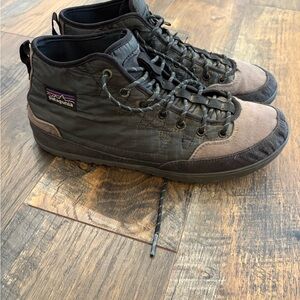 Patagonia Men's Activist Mids Black and Grey